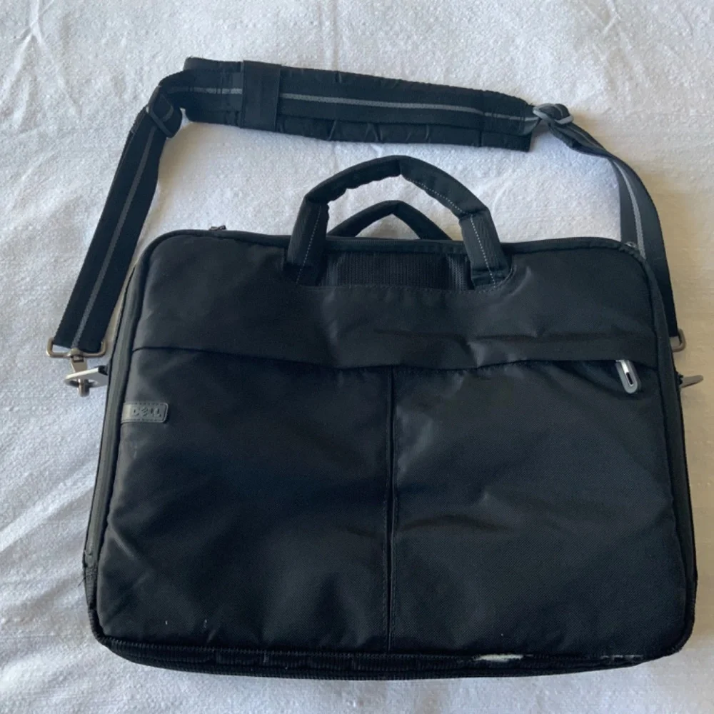 Dell DP458 Nylon Laptop Notebook Briefcase Black Carry Case Shoulder Bag